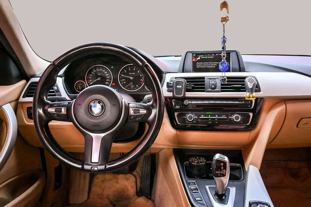 AED 1127/month | 2016 BMW 3-Series 318i | GCC Specs | Ref#410454 - Image 10
