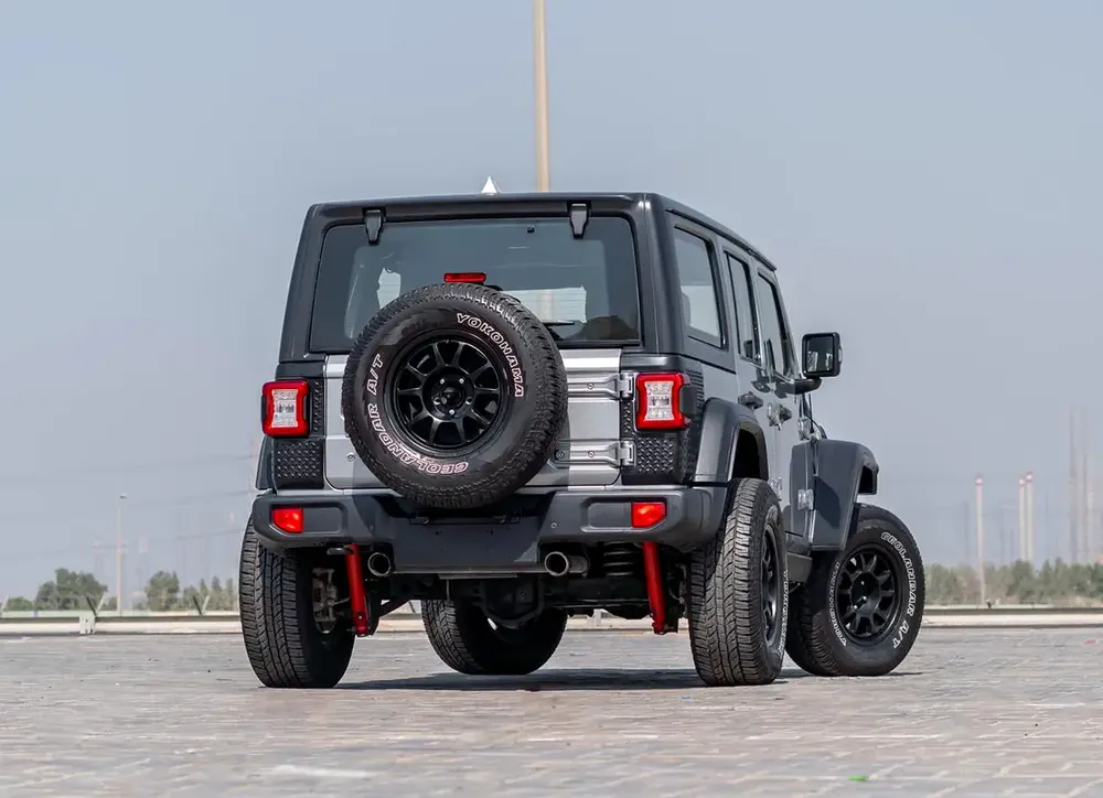JEEP WRANGLER SPORT 2019 GCC - Image 4