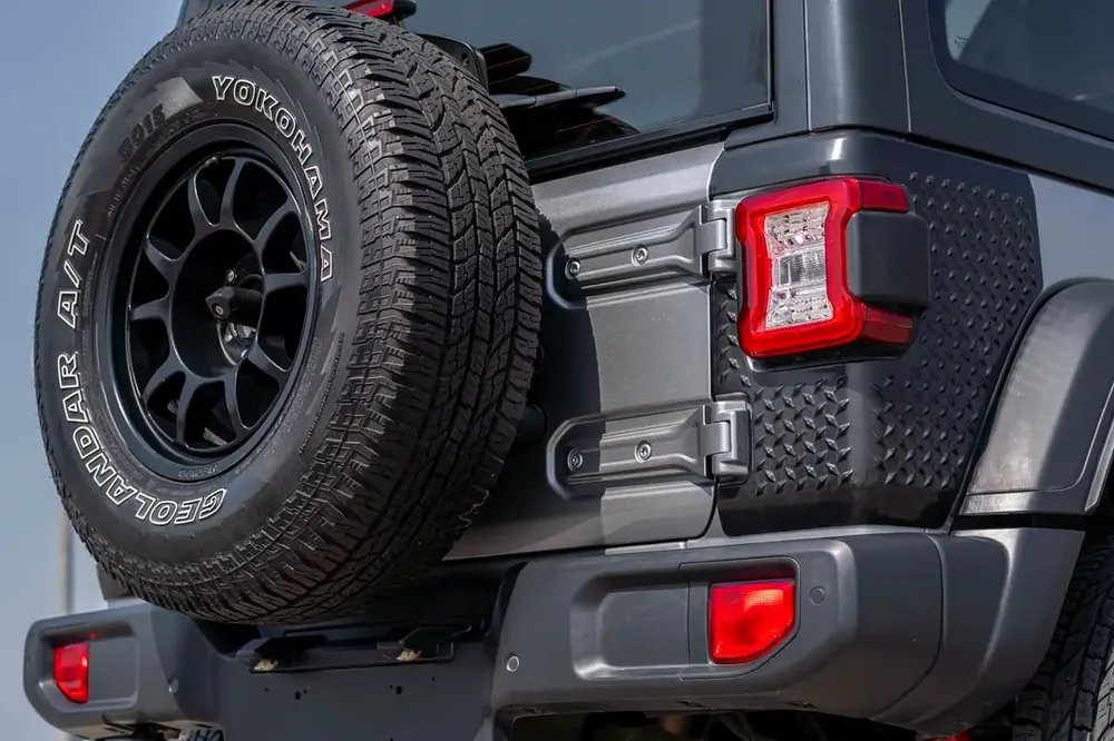 JEEP WRANGLER SPORT 2019 GCC - Image 6