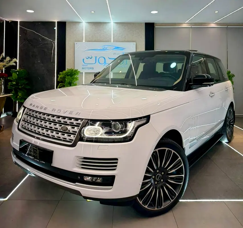 SUPERCHARGED RANGE ROVER VOGUE V8 || GCC II FULLY LOADED || AMAZING || VERY NEAT || LOW MILEAGE - Image 11