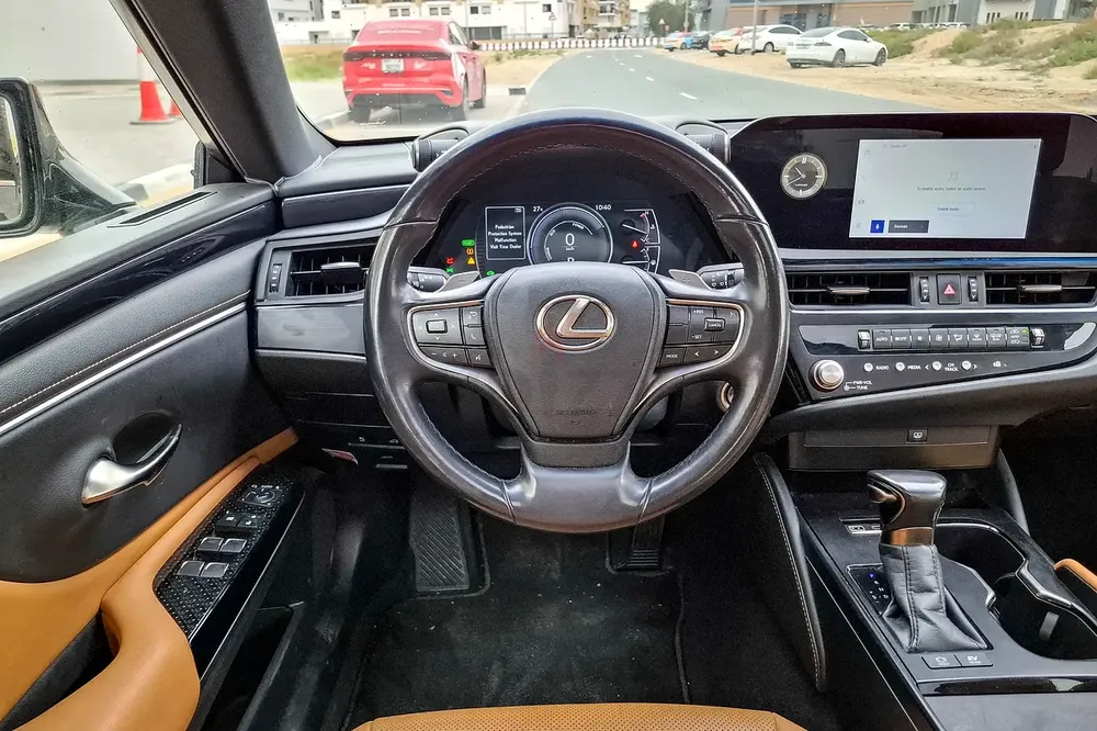 AED 1672/month | 2023 Lexus ES-Series ES 300h | GCC Specs | Ref#450567 - Image 9