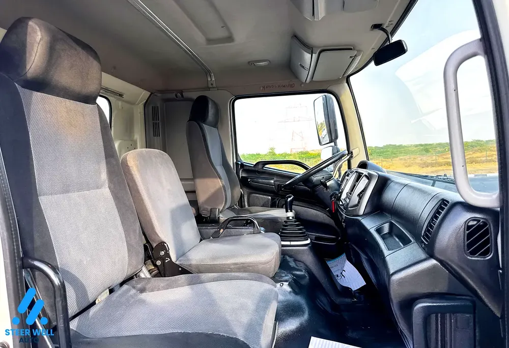 Hino 500 1927 Tipper | 2018 | 13.4T Load | Powerful 7.6L Engine | Ready for Work! Book Now! - Image 16