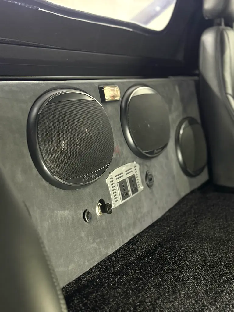 Hummer H1 - One of One Fully Restored (2026) - 300,000 AED+ Invested - Image 14