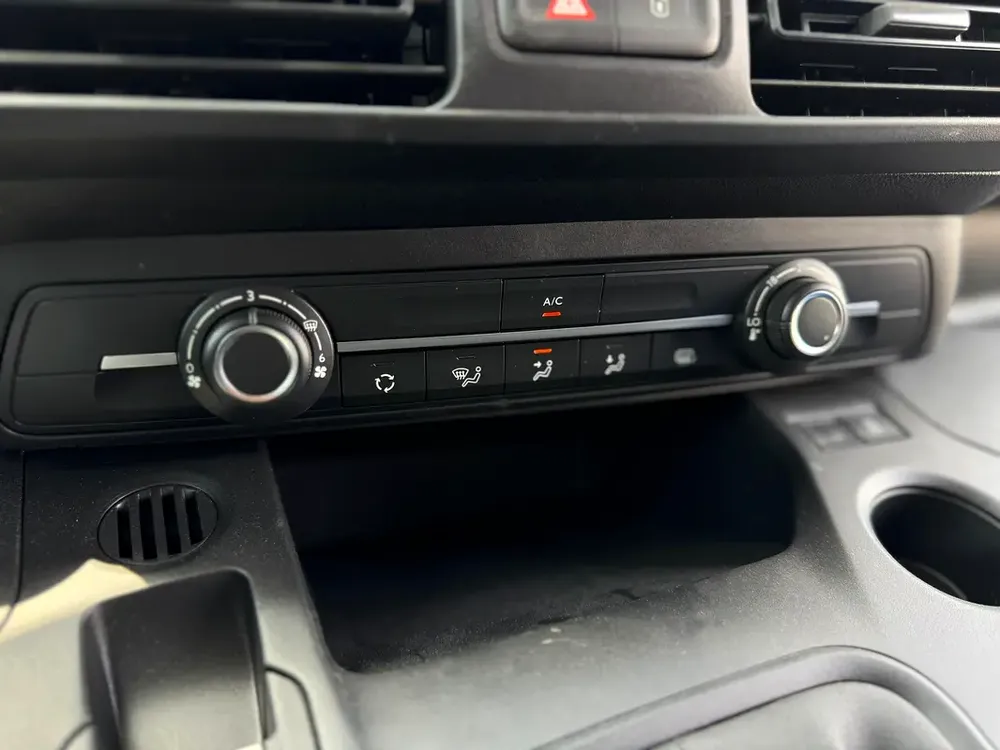 CITROEN BERLINGO 2024 GCC 1.6L DIESEL - Image 12