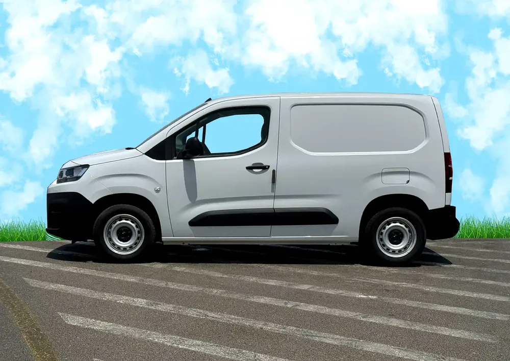 CITROEN BERLINGO 2024 GCC 1.6L DIESEL - Image 4