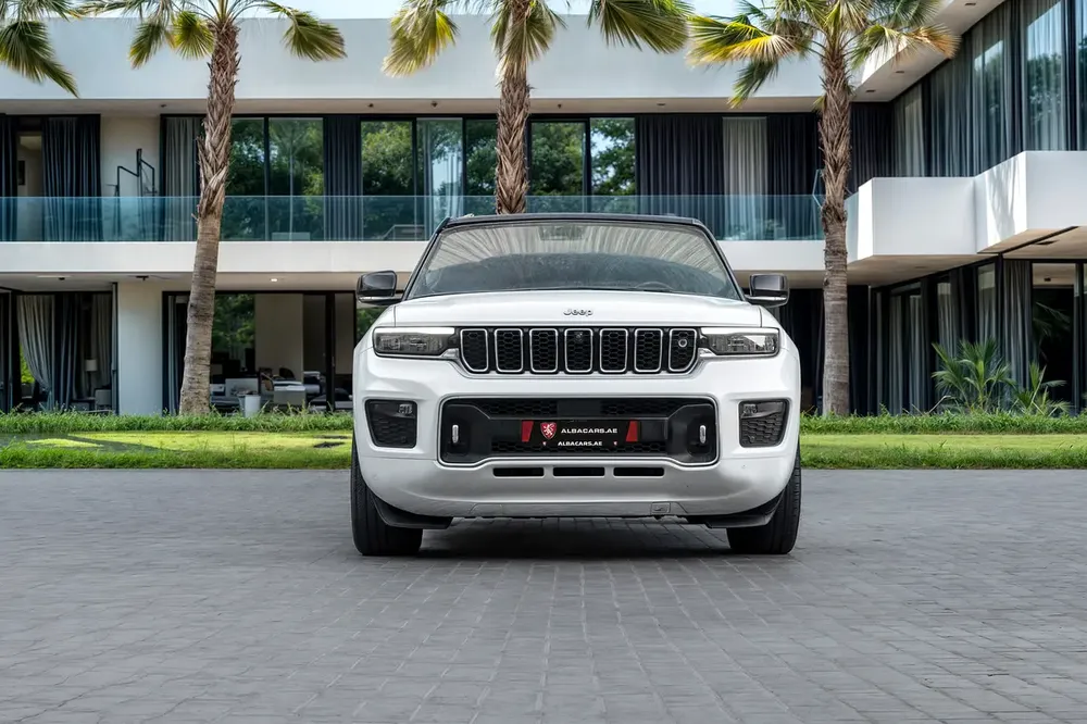 3,134 P.M |  Grand Cherokee Overland | 0% Downpayment - Image 4