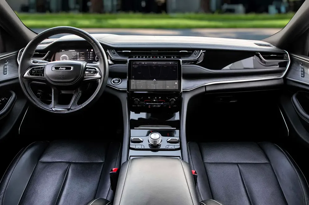 3,134 P.M |  Grand Cherokee Overland | 0% Downpayment - Image 8