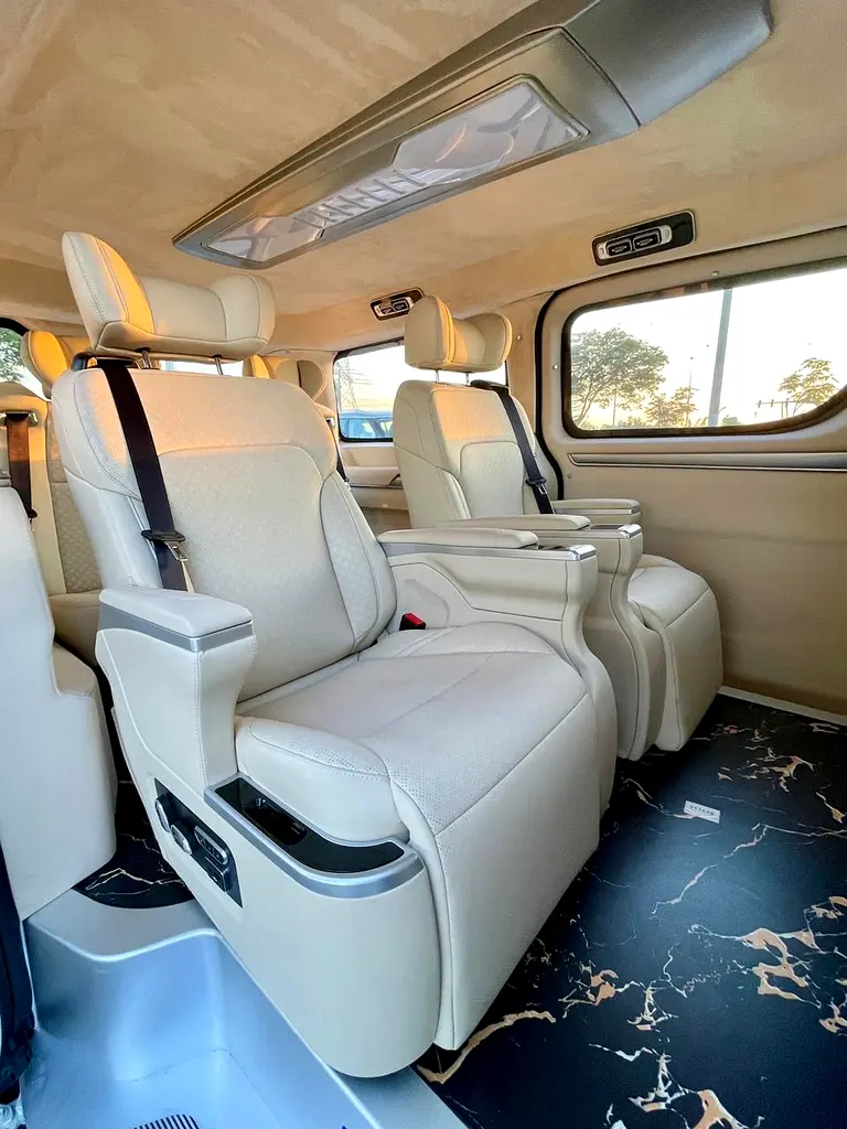 toyota hiace export only - Image 8