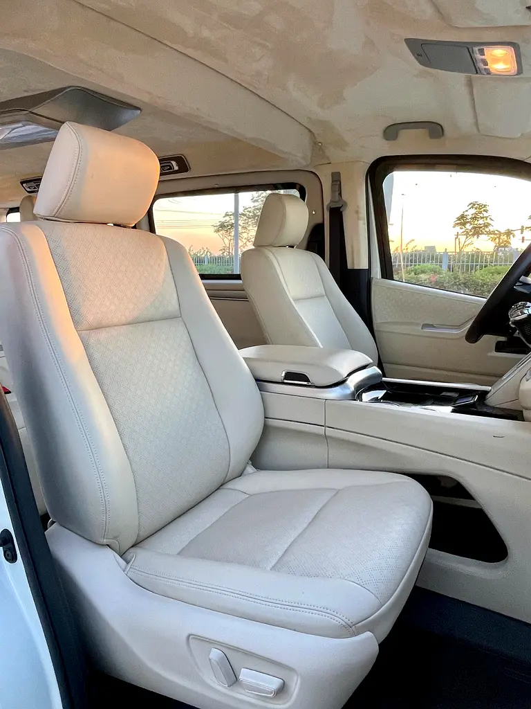 toyota hiace export only - Image 9