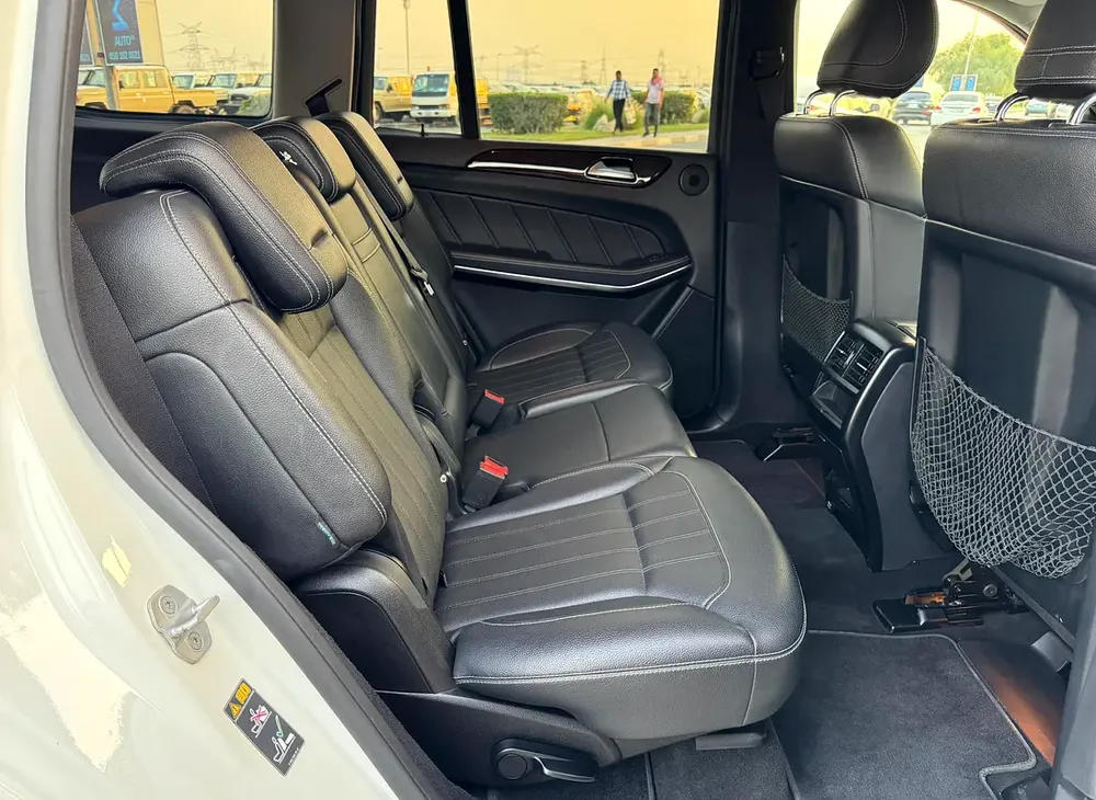 MERCEDES BENZ GL450 V8 NEAT AND CLEAN CAR FRESH IMPORTED FROM JAPAN - Image 13