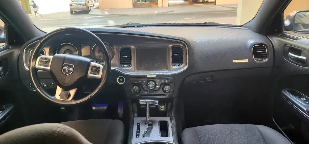2013 DODGE CHARGER RT 8 CYLINDER - Image 12