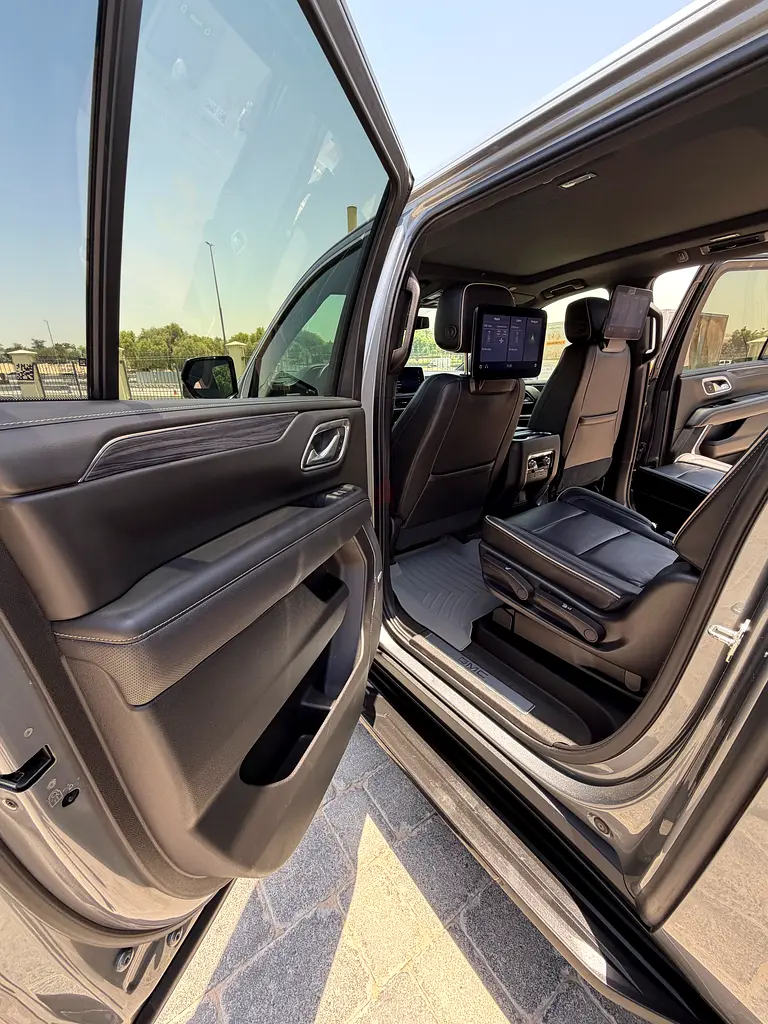 2021 GMC Yukon XL - Canadian Specs - Excellent Condition - Image 14