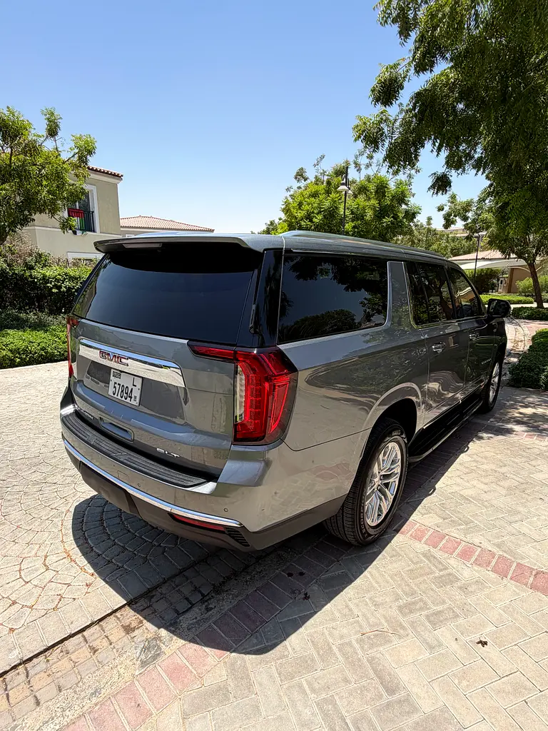 2021 GMC Yukon XL - Canadian Specs - Excellent Condition - Image 4