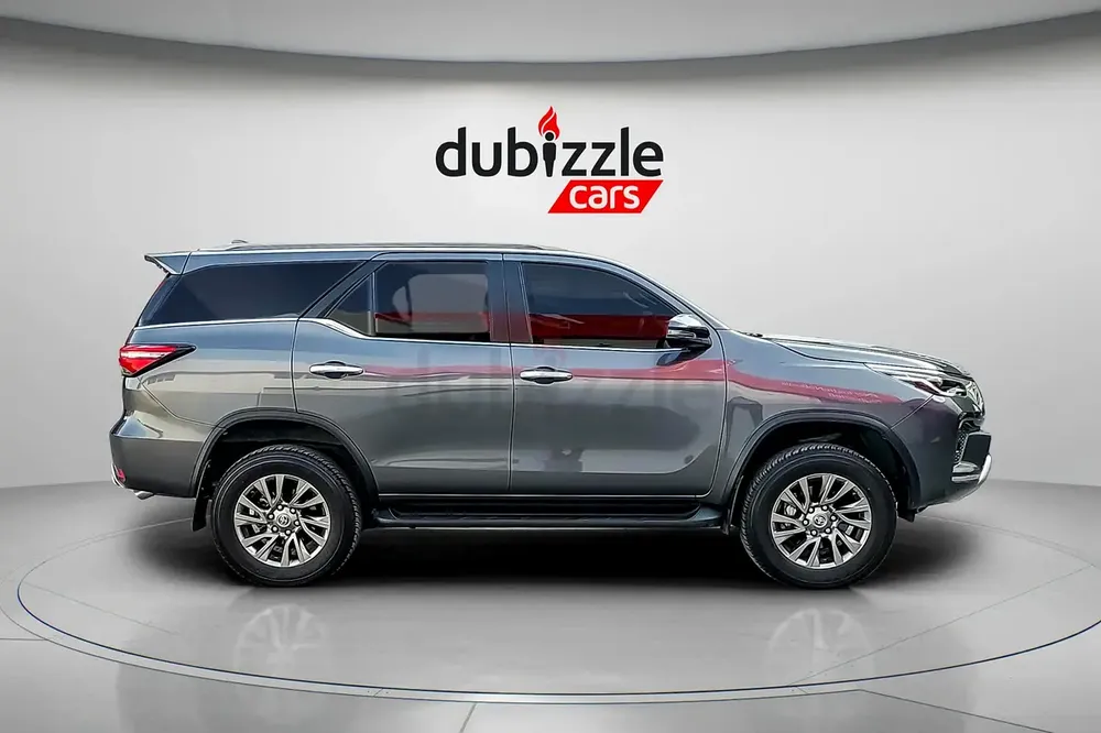 AED 2128/month | 2024 Toyota Fortuner  | GCC Specs | Ref#458723 - Image 4