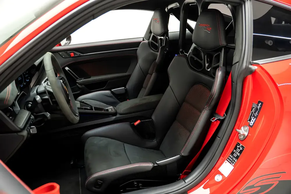 GCC SPECS WARRANTY - 2023 PORSCHE 911 GT3 RS WEISSACH CLUBSPORT PACKAGE - ROLL CAGE + LIFTER - Image 13