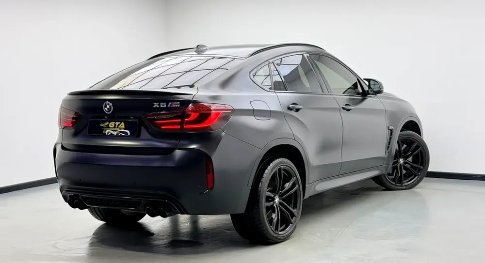 2018 BMW X6M, Full Service History, Fully Loaded, Excellent Condition, GCC - Image 4