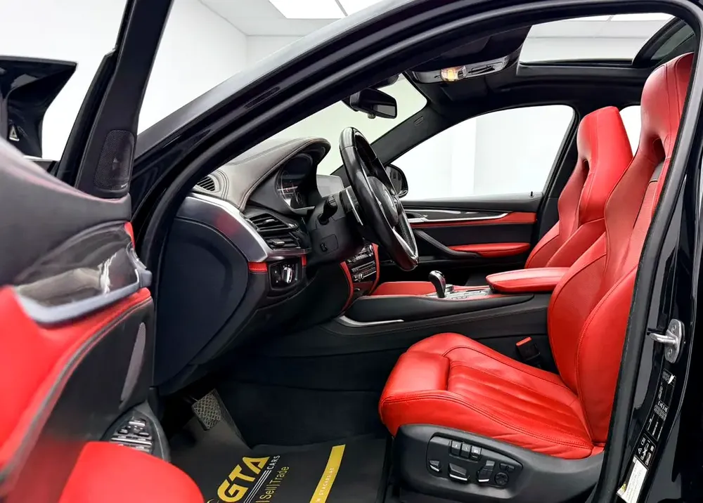 2018 BMW X6M, Full Service History, Fully Loaded, Excellent Condition, GCC - Image 8