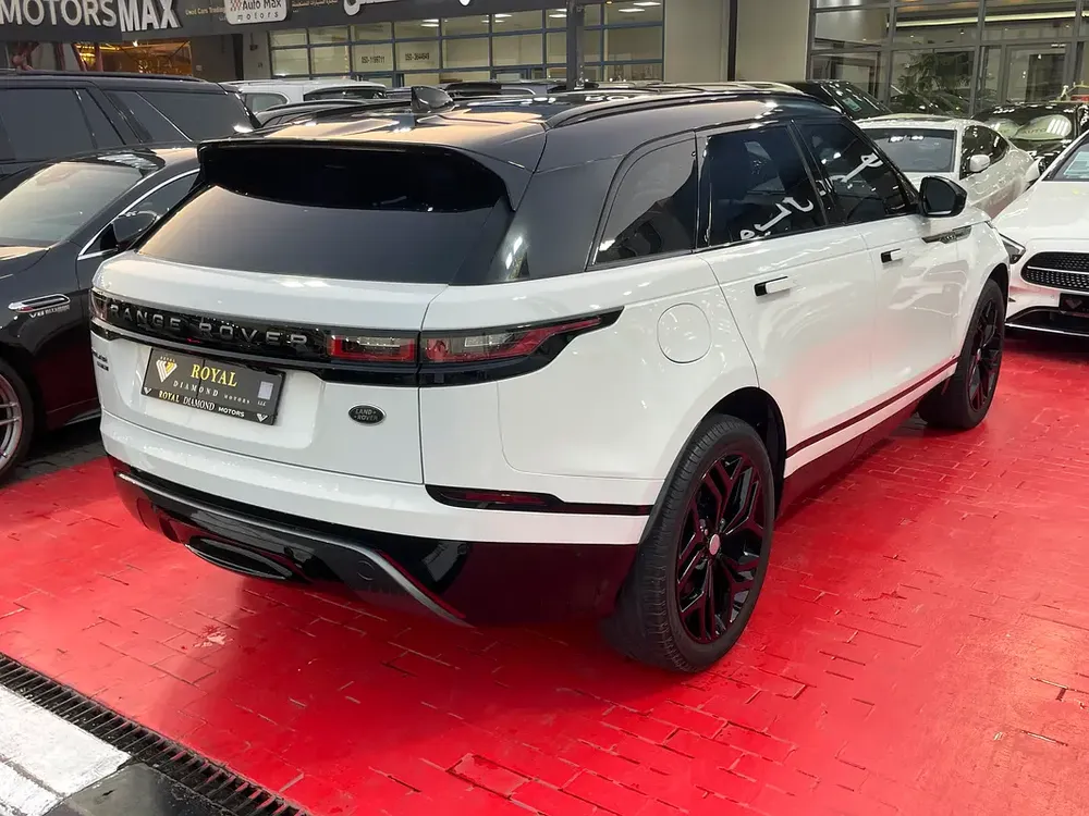 Rangers Rover Velar SE P250 R Dynamic GCC Under Warranty and Full Service From Agency - Image 5