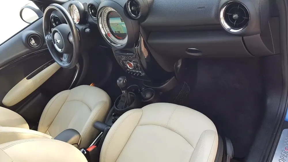 AMAZING BLUE MINI COUNTRYMAN // TOP OF THE RANGE // GCC // LOW MILEAGE // WELL MAINTAINED - Image 14