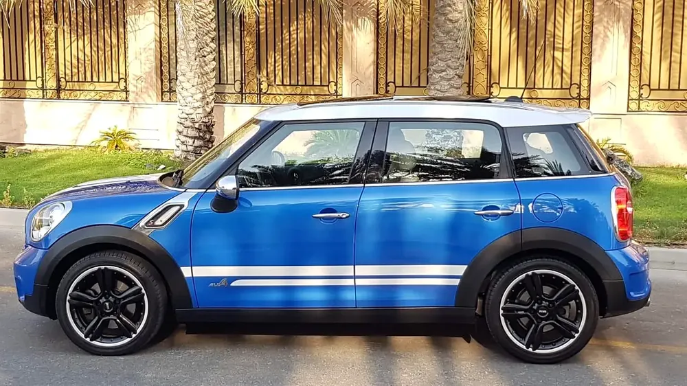 AMAZING BLUE MINI COUNTRYMAN // TOP OF THE RANGE // GCC // LOW MILEAGE // WELL MAINTAINED - Image 5