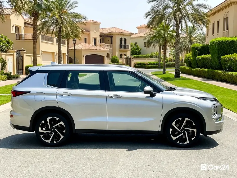 AED 1,504/m | Manufacturer Warranty | Service History | MITSUBISHI OUTLANDER 2024 - Image 5