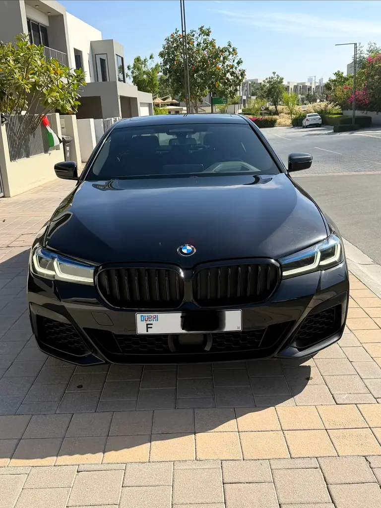 2023 BMW 540i M-Sport, 2026 Oct BMW Warranty + Service Pack, Full BMW Service History, GCC - Image 6
