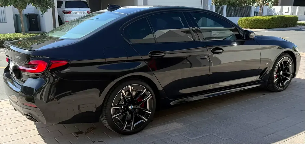 2023 BMW 540i M-Sport, 2026 Oct BMW Warranty + Service Pack, Full BMW Service History, GCC - Image 9