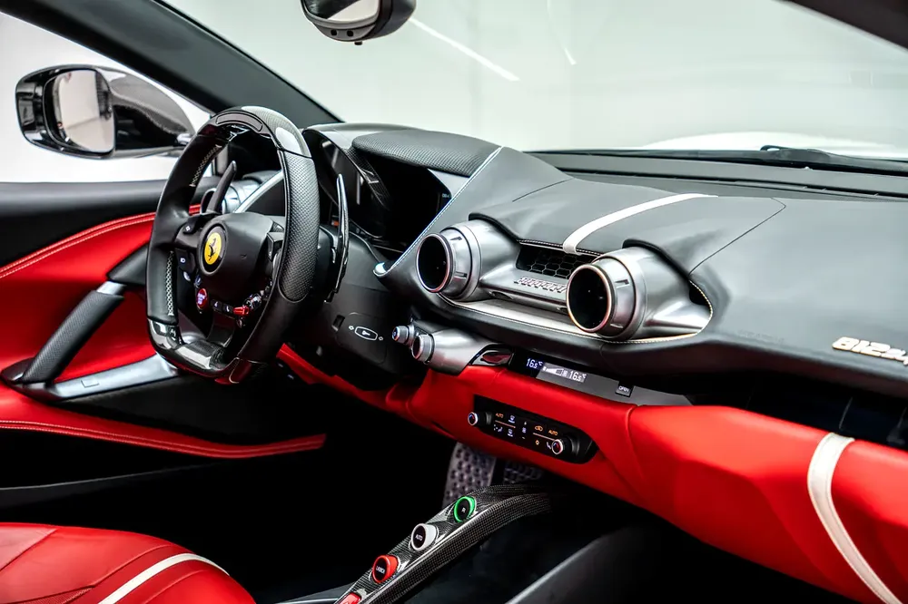 GCC SPECS AL TAYER - 2019 FERRARI 812 SUPERFAST V12 CARBON FIBER - LED STEERING - FORGED WHEELS - Image 12