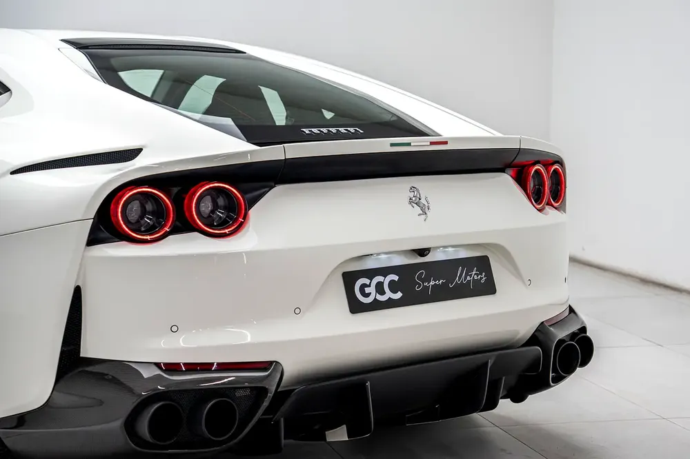 GCC SPECS AL TAYER - 2019 FERRARI 812 SUPERFAST V12 CARBON FIBER - LED STEERING - FORGED WHEELS - Image 19