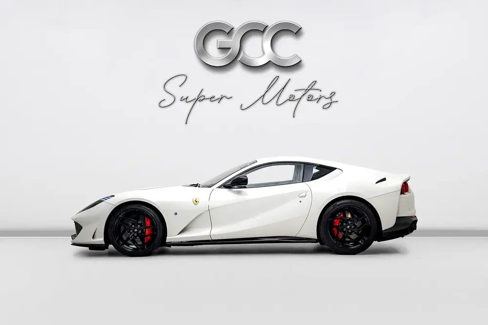 GCC SPECS AL TAYER - 2019 FERRARI 812 SUPERFAST V12 CARBON FIBER - LED STEERING - FORGED WHEELS - Image 5