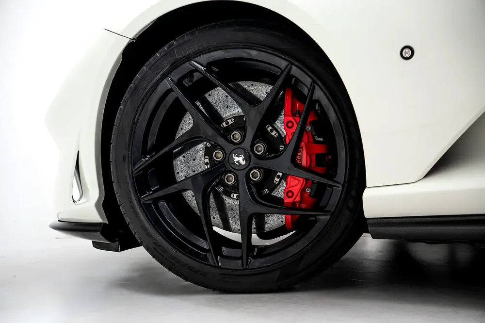GCC SPECS AL TAYER - 2019 FERRARI 812 SUPERFAST V12 CARBON FIBER - LED STEERING - FORGED WHEELS - Image 6