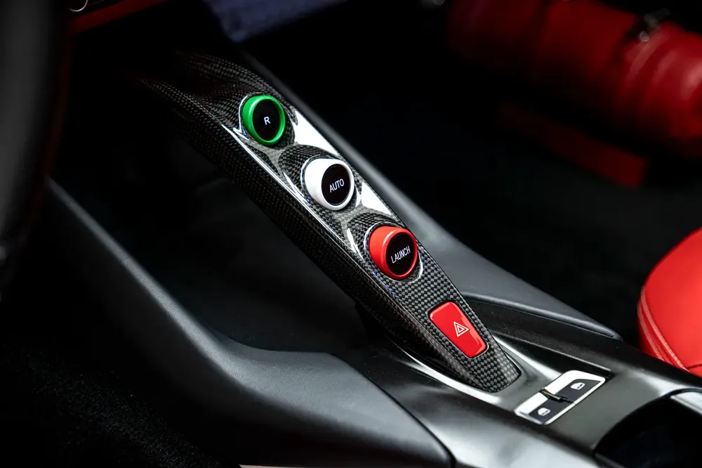 GCC SPECS AL TAYER - 2019 FERRARI 812 SUPERFAST V12 CARBON FIBER - LED STEERING - FORGED WHEELS - Image 8