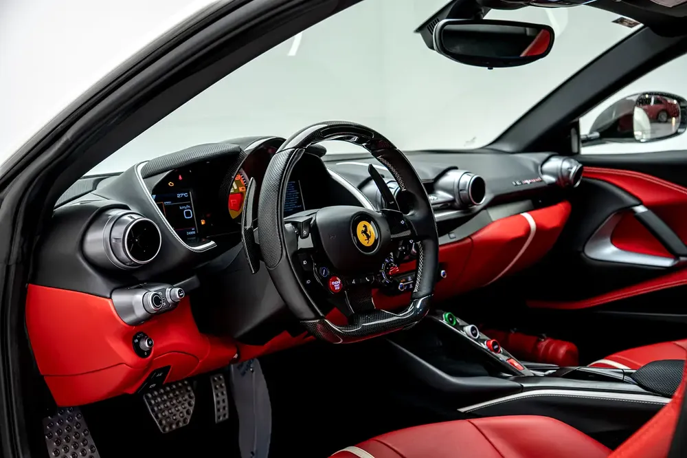 GCC SPECS AL TAYER - 2019 FERRARI 812 SUPERFAST V12 CARBON FIBER - LED STEERING - FORGED WHEELS - Image 9