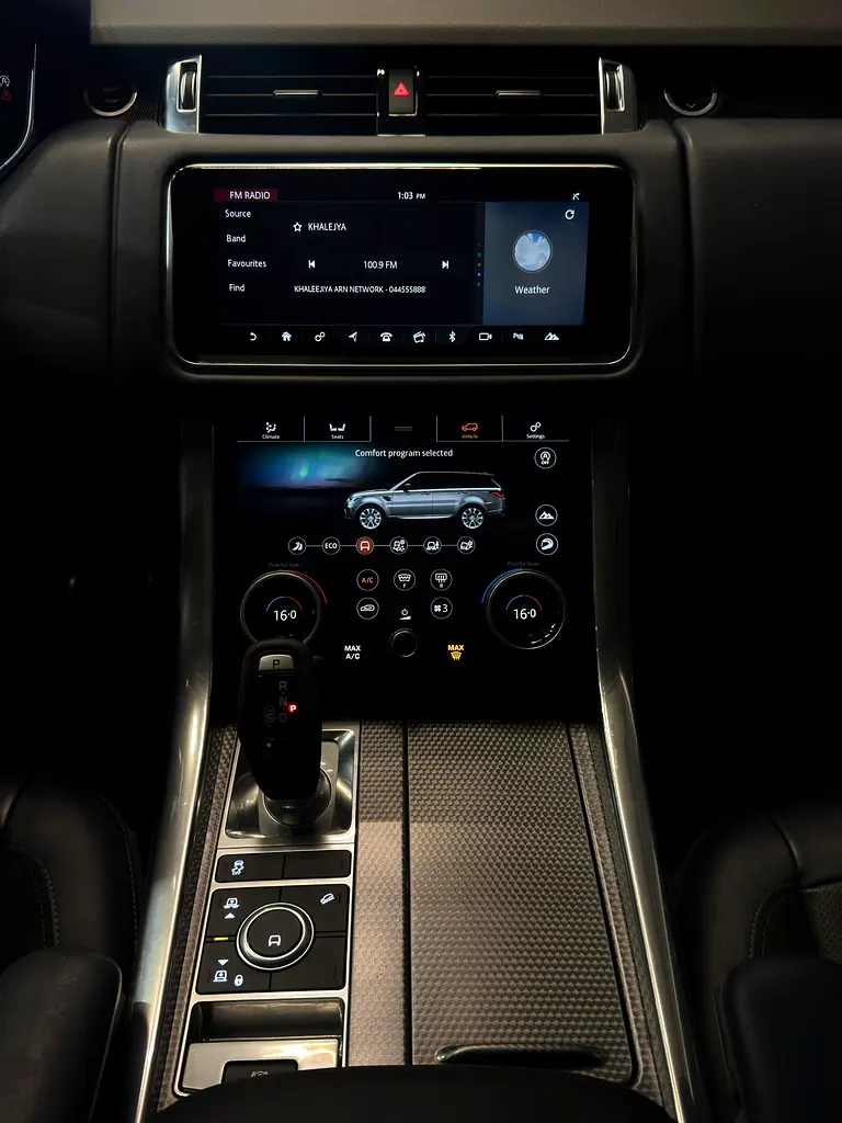 Range Rover sport HST - Image 9