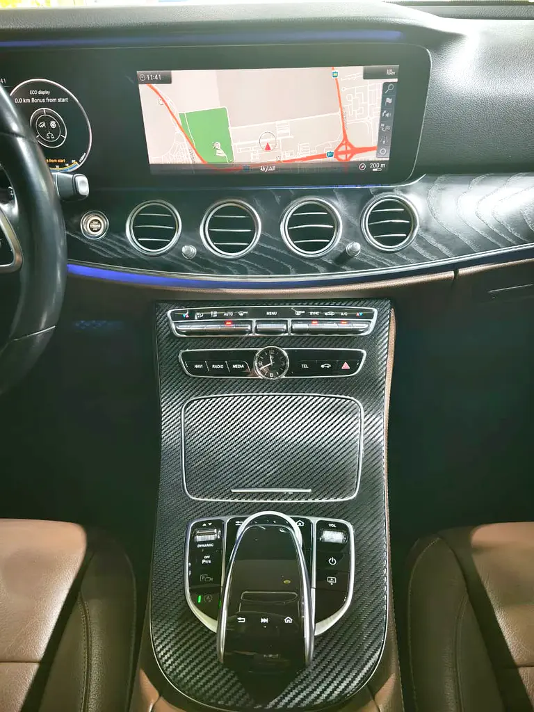 Exclusive E-350 . Original Paint . Fully Loaded . GCC . Low Mileage - Image 14