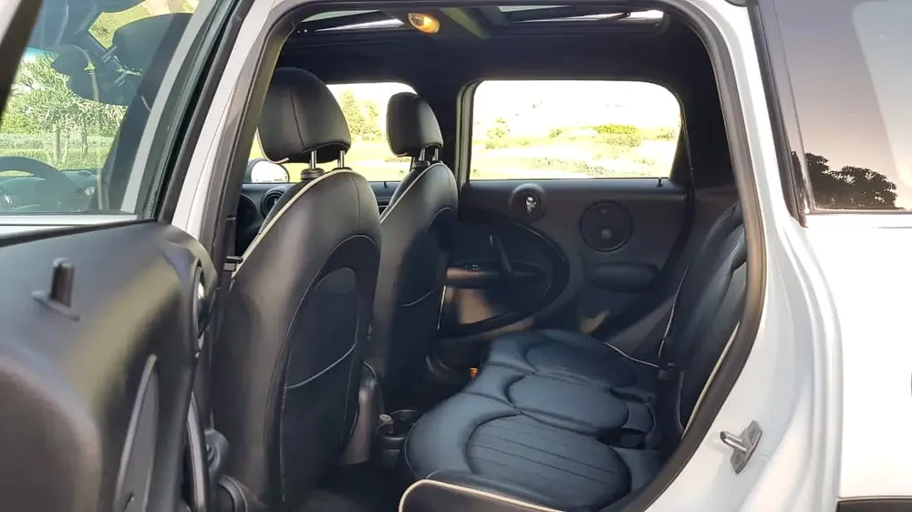 SPECIAL MINI Countryman JCW  == TOP RANGE == LOW MILEAGE == GCC - Image 11
