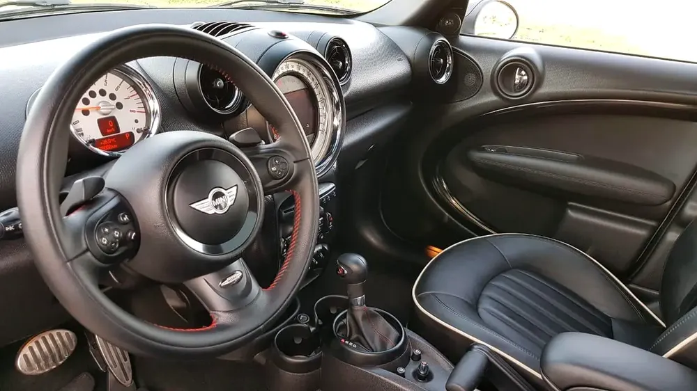 SPECIAL MINI Countryman JCW  == TOP RANGE == LOW MILEAGE == GCC - Image 14