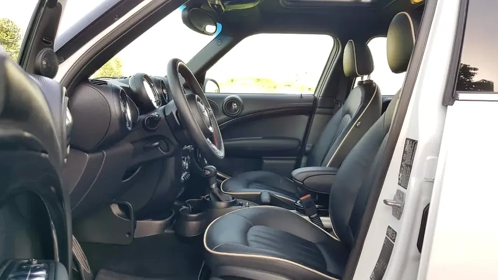 SPECIAL MINI Countryman JCW  == TOP RANGE == LOW MILEAGE == GCC - Image 17