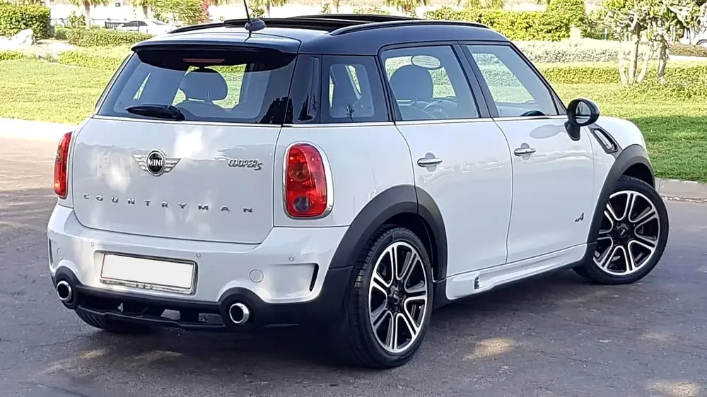SPECIAL MINI Countryman JCW  == TOP RANGE == LOW MILEAGE == GCC - Image 8