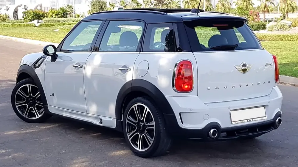 SPECIAL MINI Countryman JCW  == TOP RANGE == LOW MILEAGE == GCC - Image 9