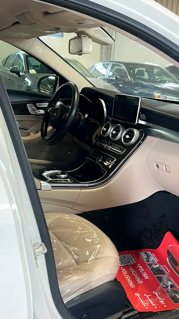 Mercedes-Benz C300 2015 - American Specs - Image 8