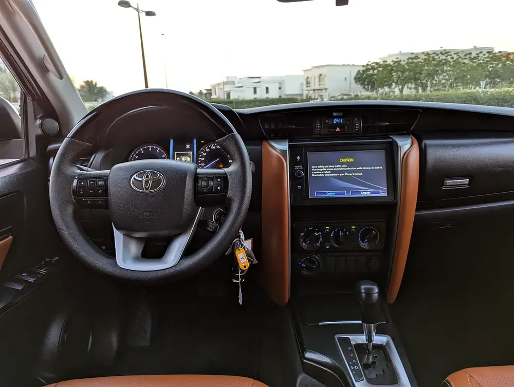 Pristine 2022 Toyota Fortuner EXR V4 2.7L | GCC Specs | Low Mileage - Image 12