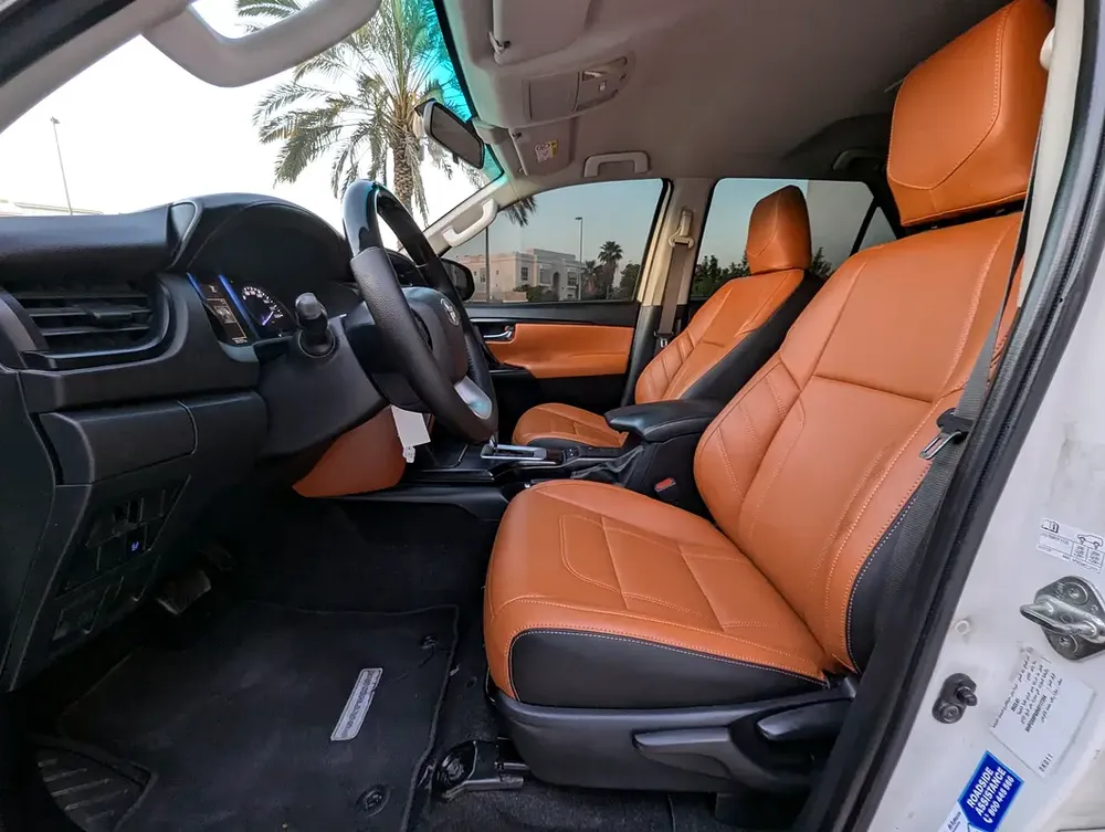 Pristine 2022 Toyota Fortuner EXR V4 2.7L | GCC Specs | Low Mileage - Image 7