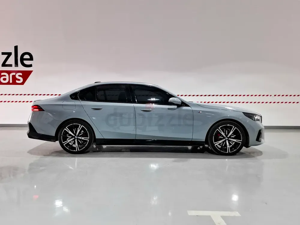 AED 3844/month | 2026 BMW 5-Series 520i | GCC Specs | Ref#470157 - Image 4