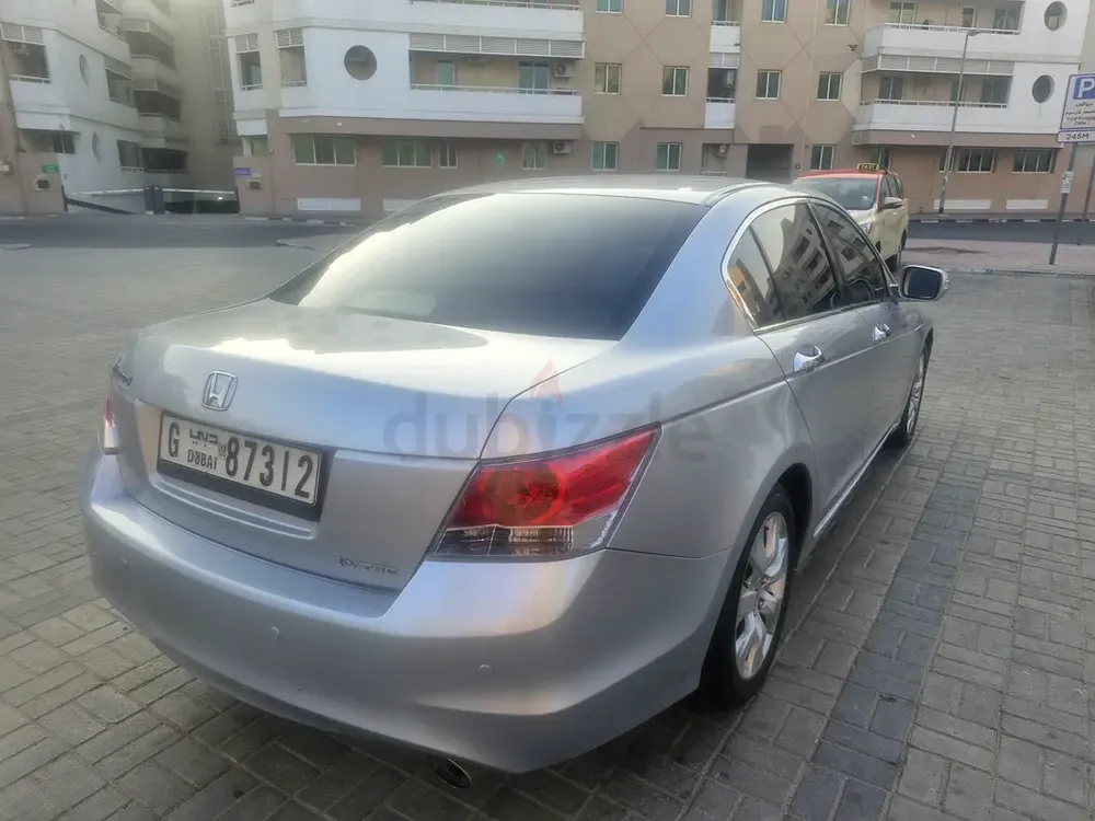 Agency maintained Honda Accord 2009 - Image 20