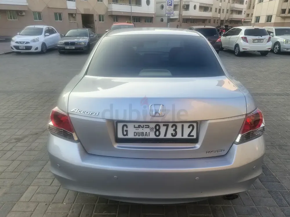 Agency maintained Honda Accord 2009 - Image 7