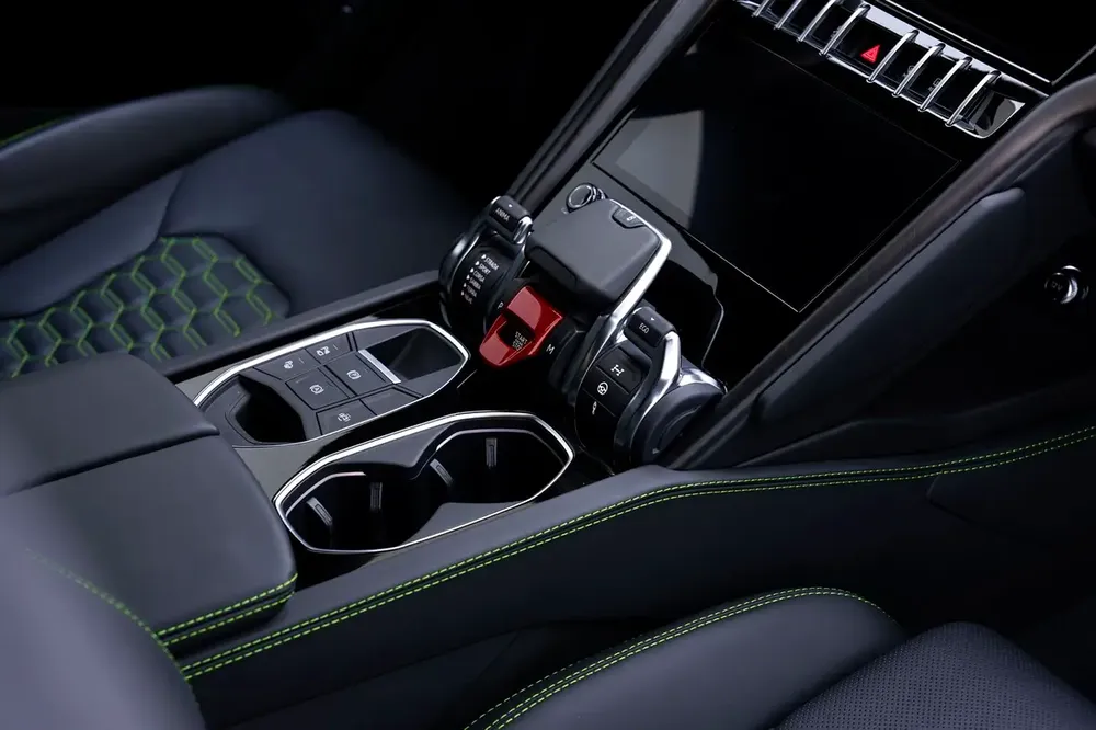 Lamborghini Urus S  /2023 /Brand New - Image 13