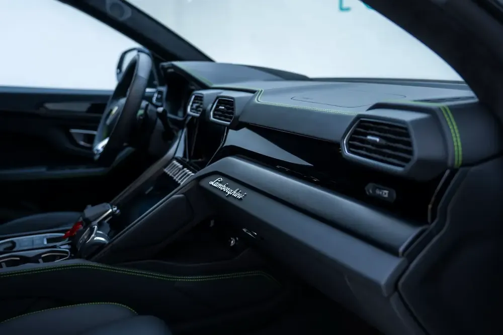 Lamborghini Urus S  /2023 /Brand New - Image 6