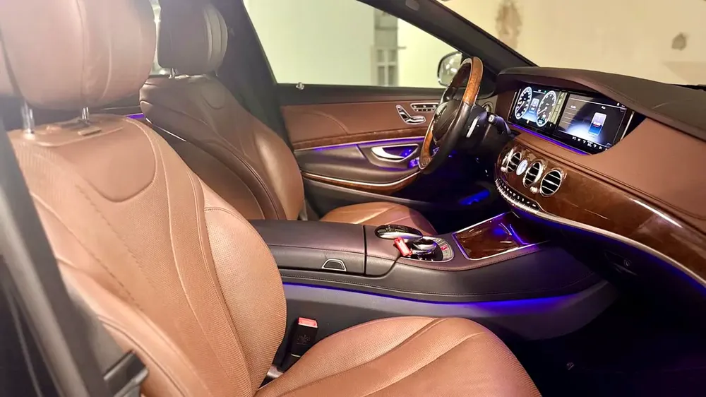 Mercedes S400, 2015, GCC specifications, No Paint, No accidents, Low Mileage. - Image 12