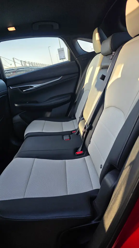 QX55 Essential 2023 GCC Specs - Zero km - Image 7